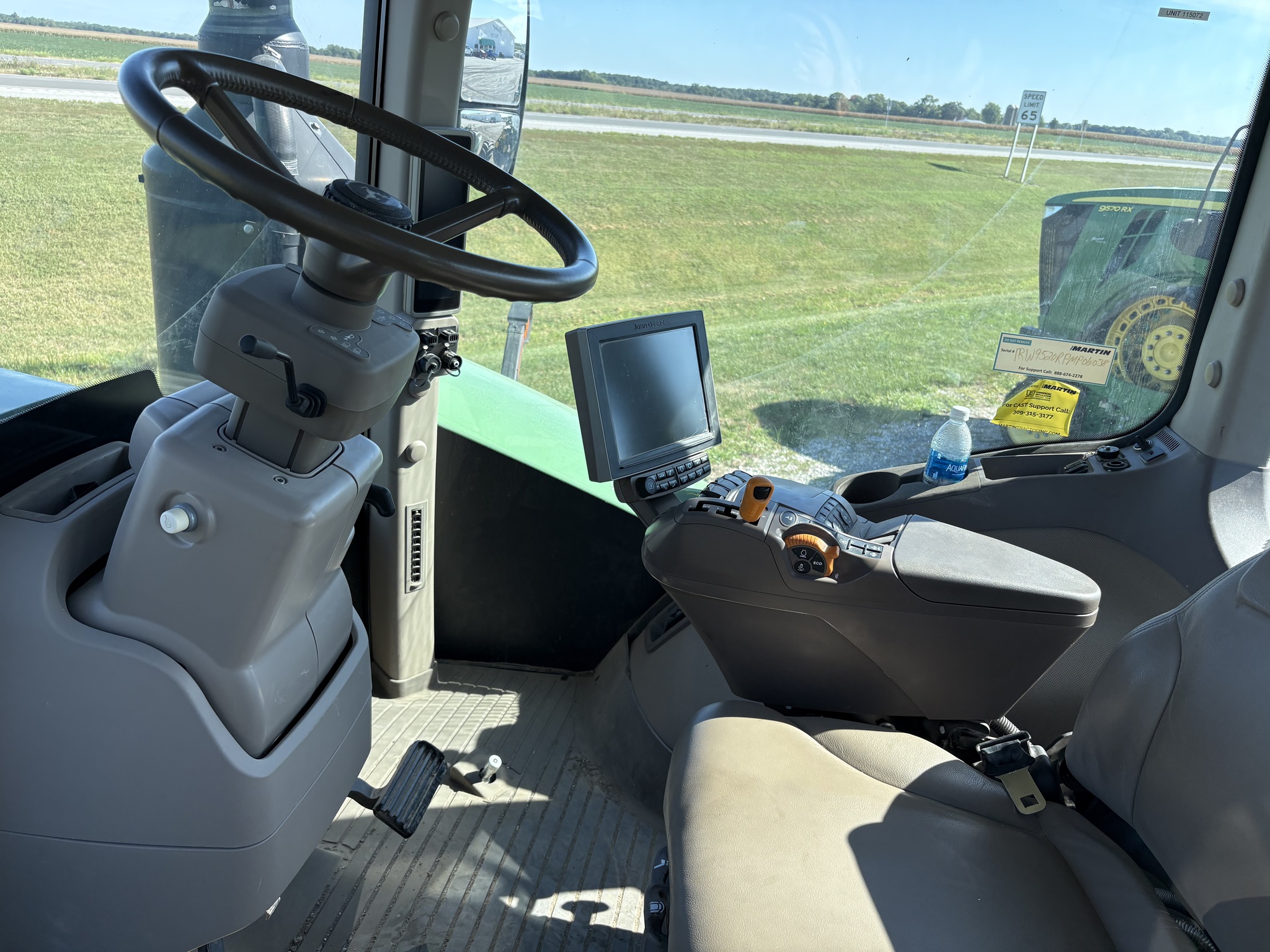  2021 John Deere 9520R at Heritage Tractor in Carthage, IL