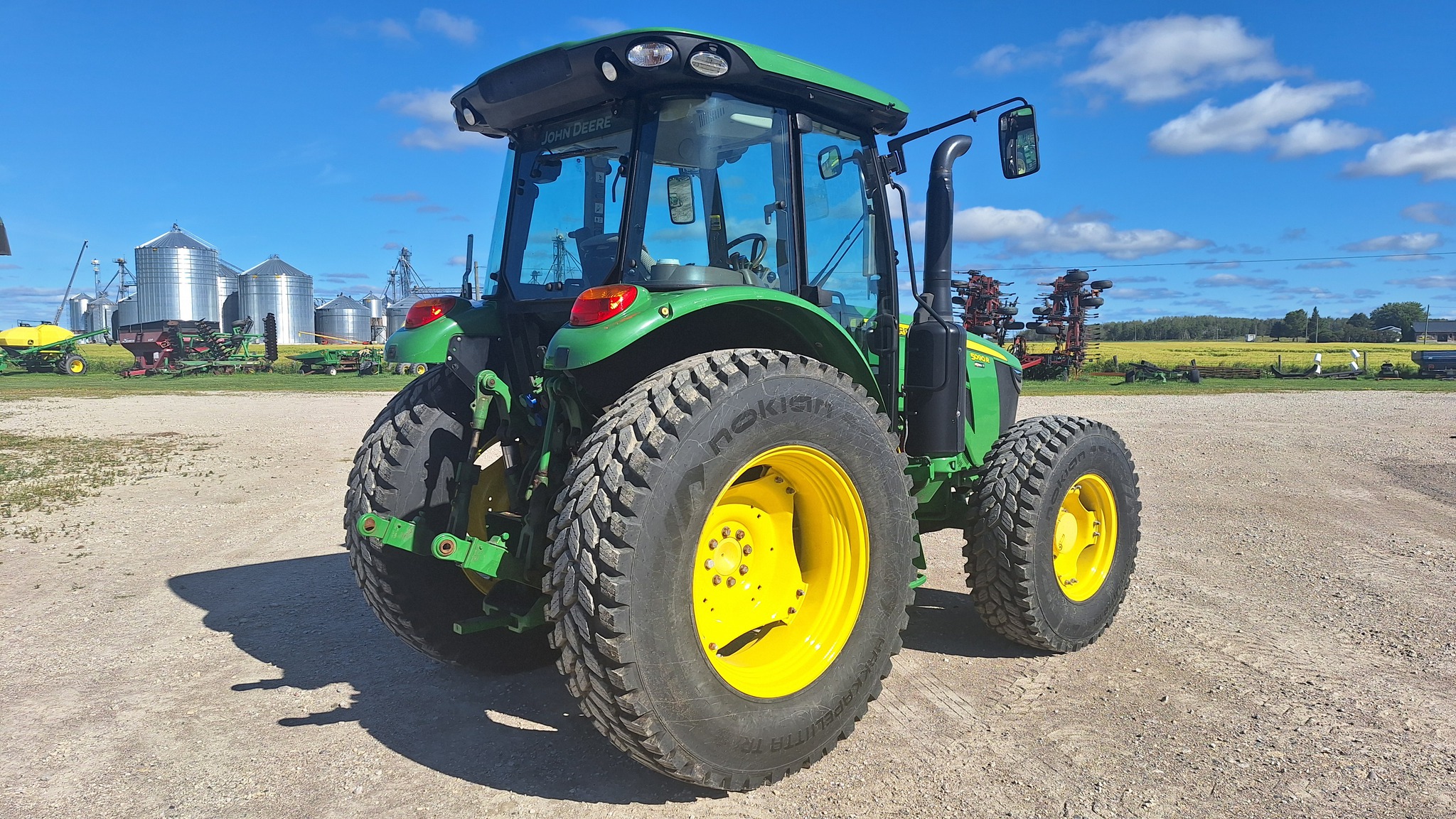 2019 John Deere 5090R Image 6