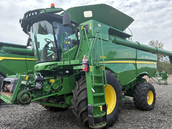 John Deere S680 image 2