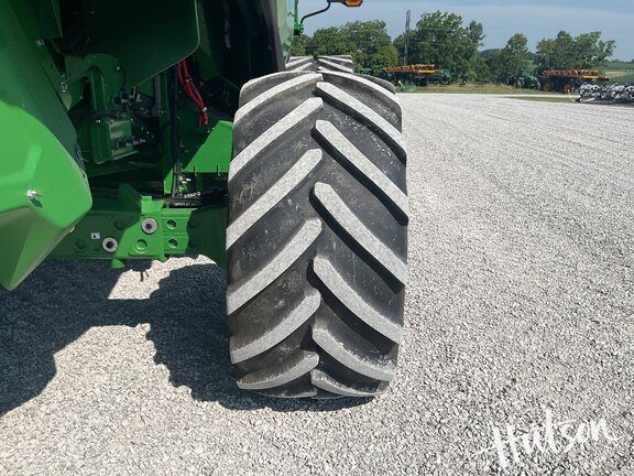 Photo of 2024 John Deere X9 1000