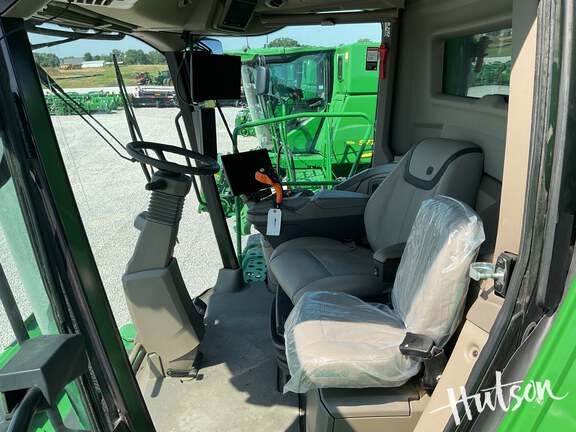 Photo of 2024 John Deere X9 1000