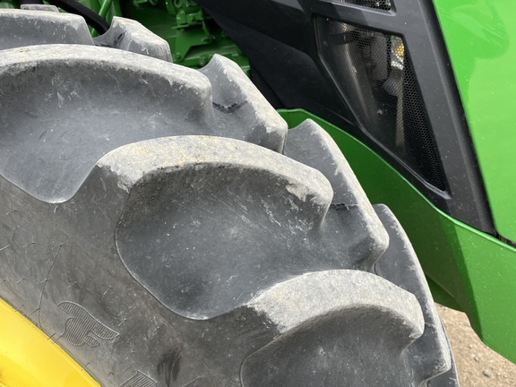 2024 John Deere 8R 230 - Photo15