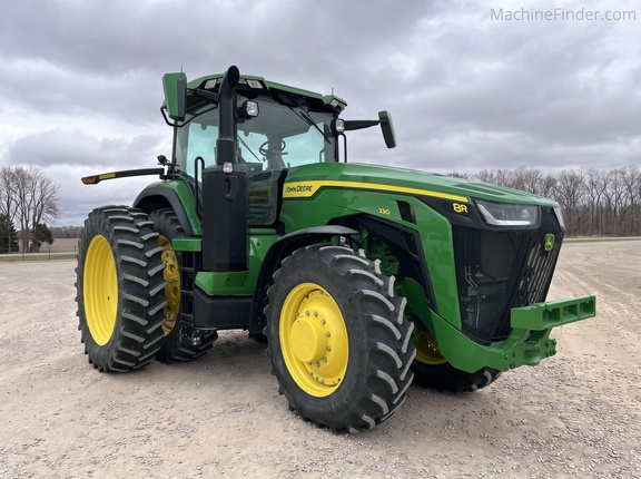 2024 John Deere 8R 230 - Photo3