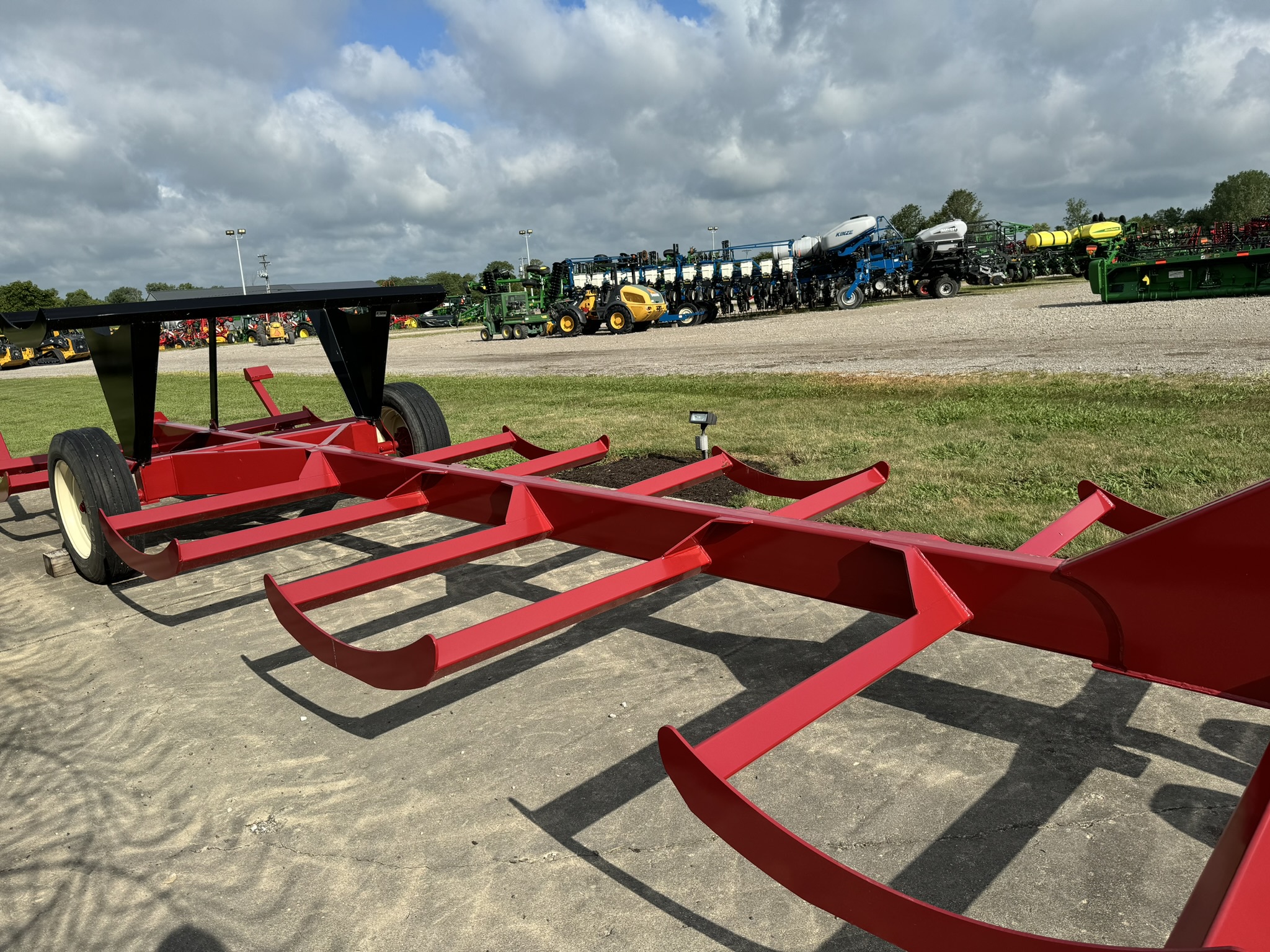Used 2023 Notch BT8 Bales Movers at Koenig Equipment in Oxford, OH - PhotoXL2