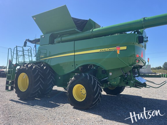 Photo of 2024 John Deere S780