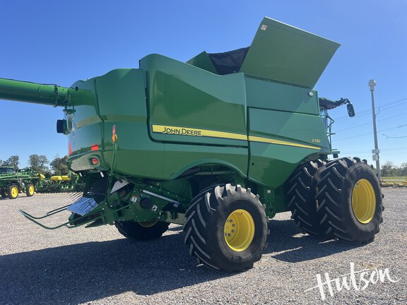 Photo of 2024 John Deere S780