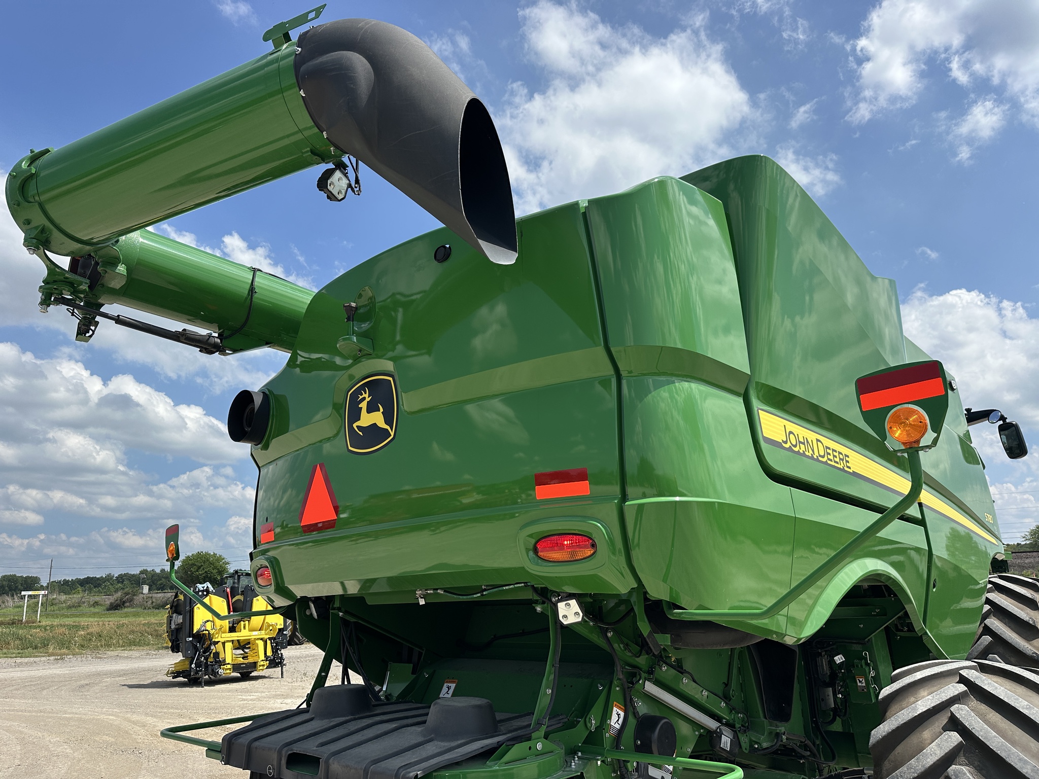 2024 John Deere S780 Image 8