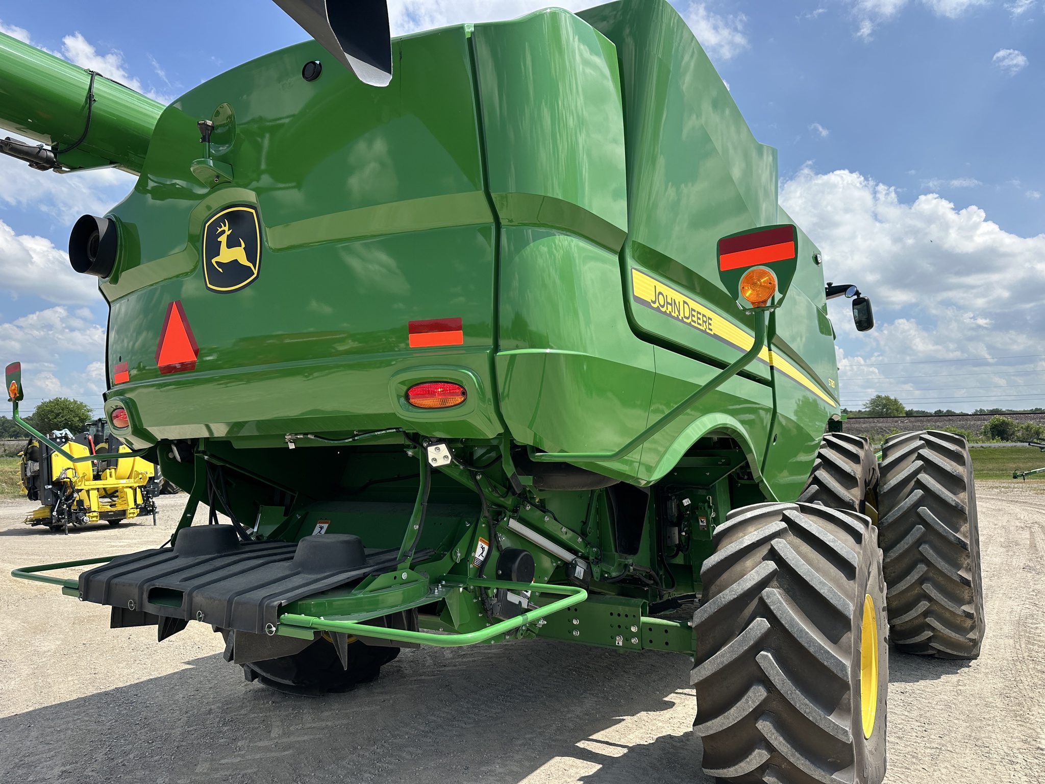 2024 John Deere S780 Image 9