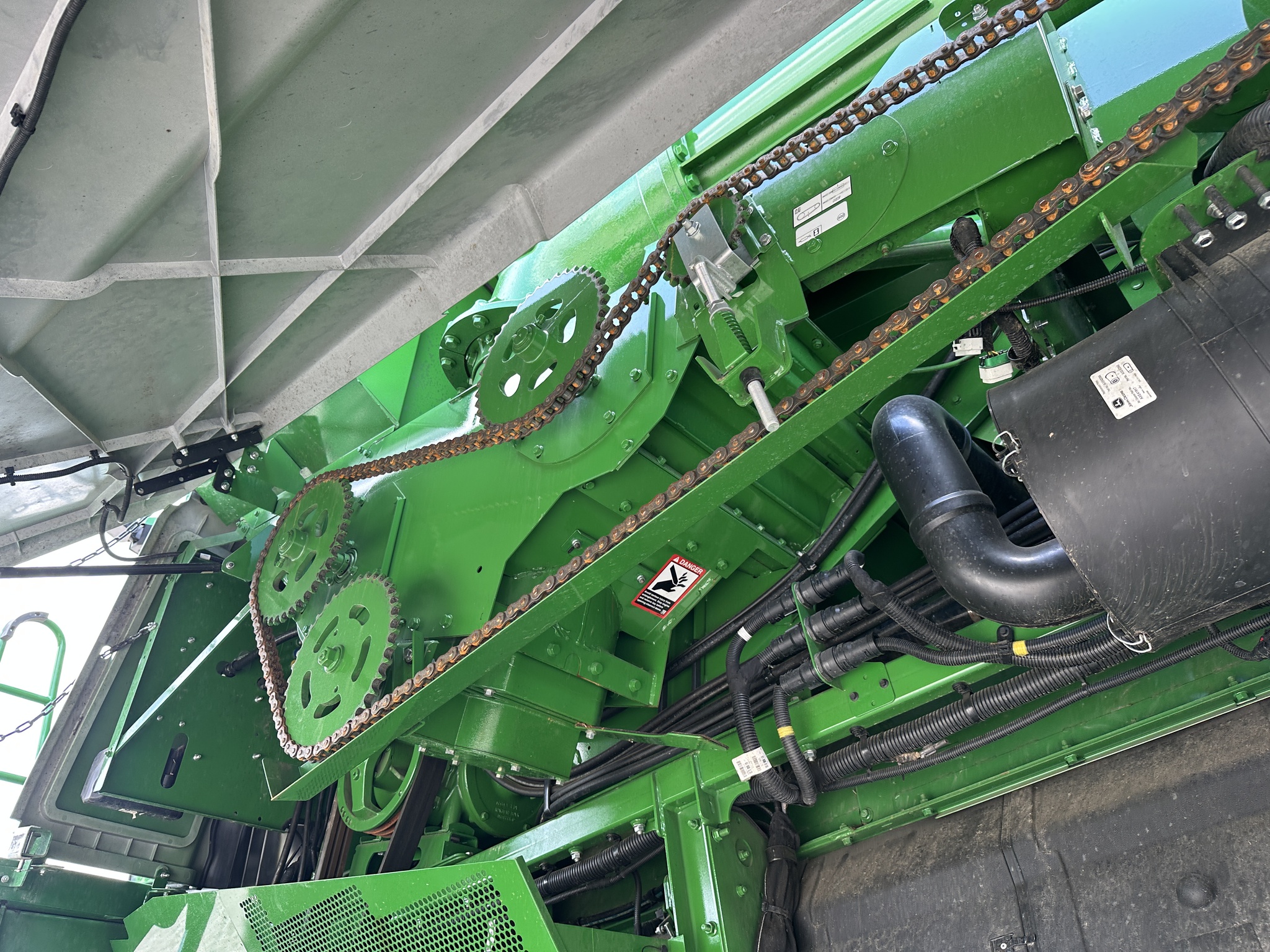 2024 John Deere S780 Image 13