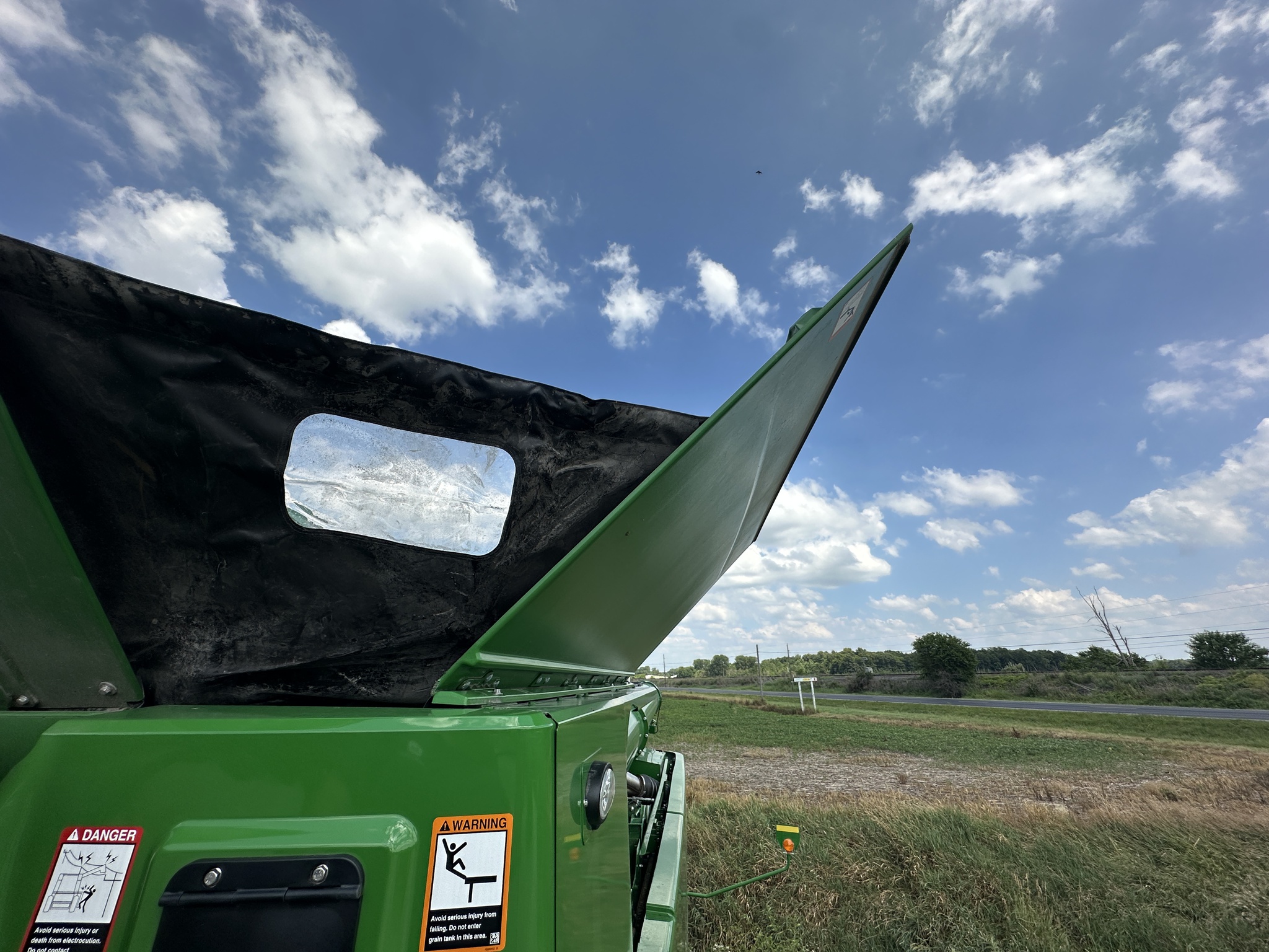 2024 John Deere S780 Image 26