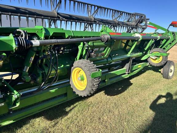 Used 2022 John Deere HD50R Combine Platforms at Horizon Ag & Turf in Westlock, AB - Photo8