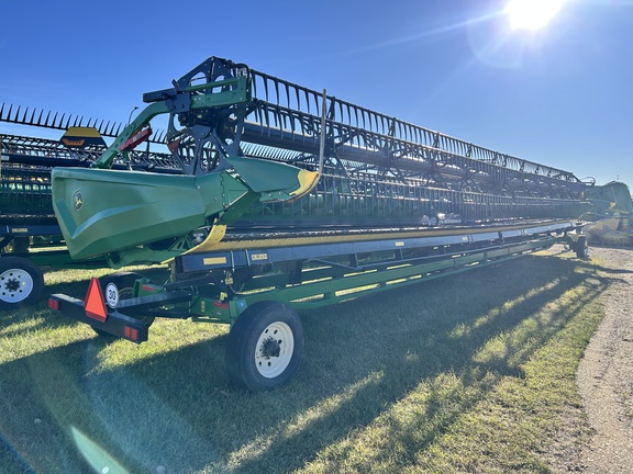 Used 2022 John Deere HD50R Combine Platforms at Horizon Ag & Turf in Westlock, AB - Photo4