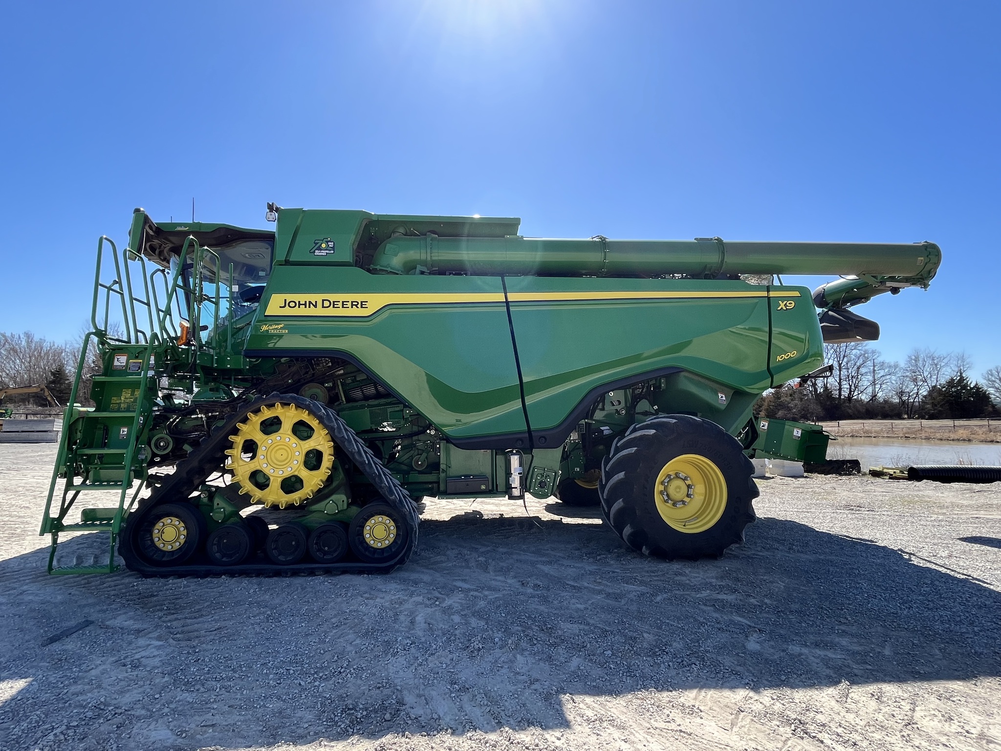  2022 John Deere X9 1000 at Heritage Tractor in Pittsburg, KS