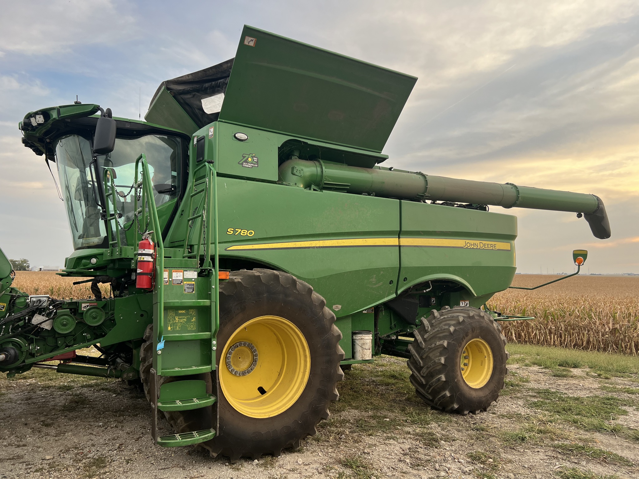  2022 John Deere S780 at Heritage Tractor in Lacon, IL