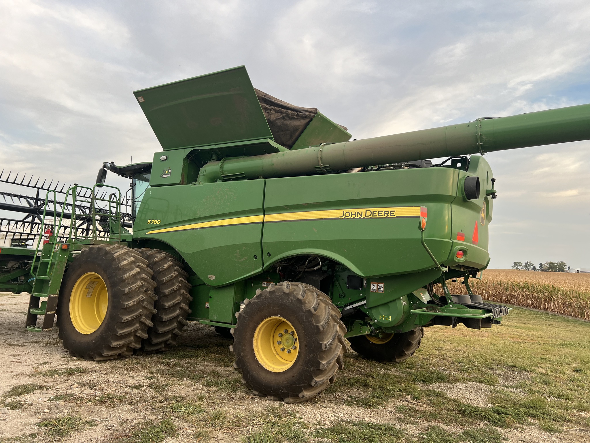  2022 John Deere S780 at Heritage Tractor in Lacon, IL