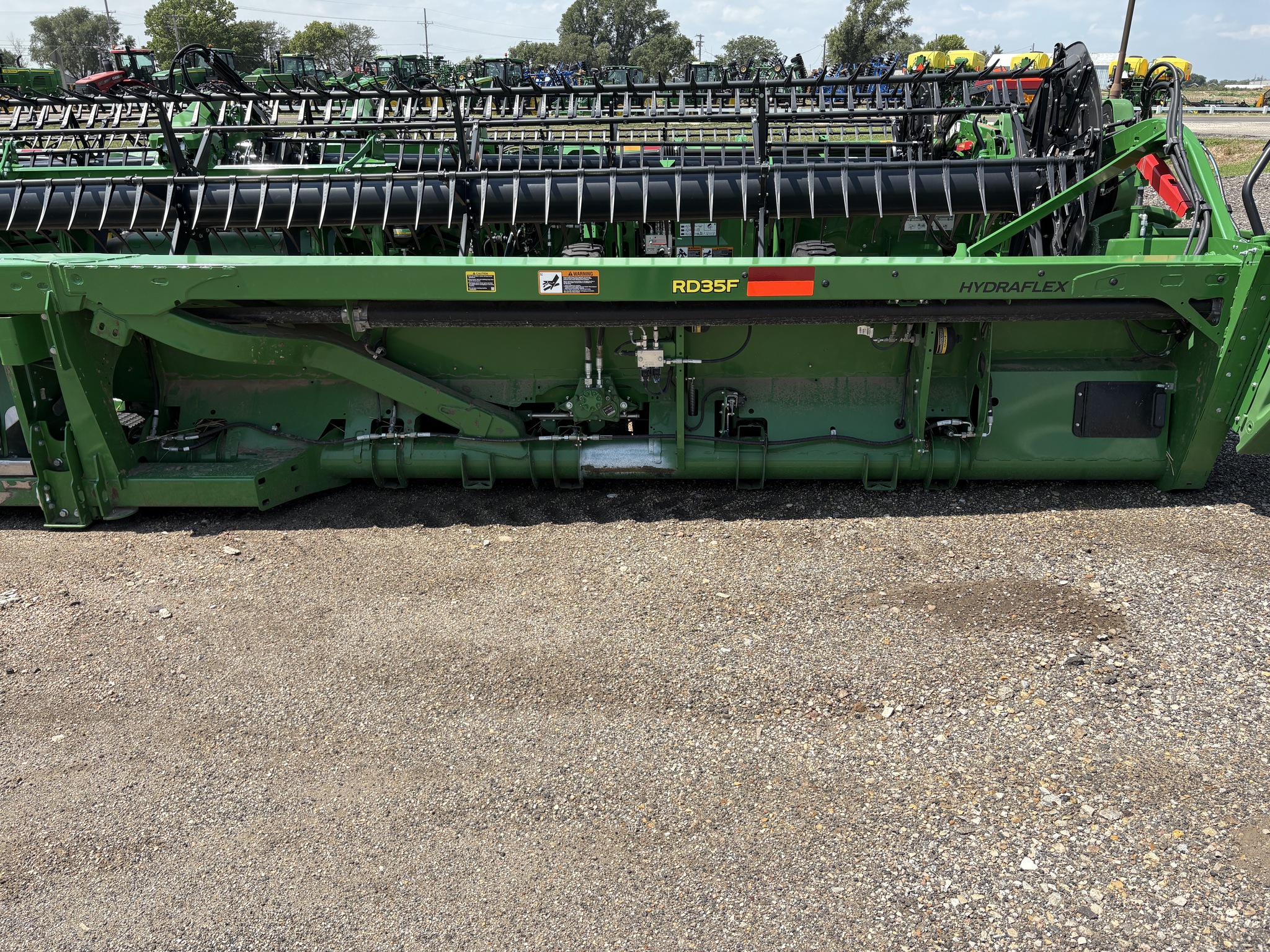 2022 John Deere RD35F Image 8