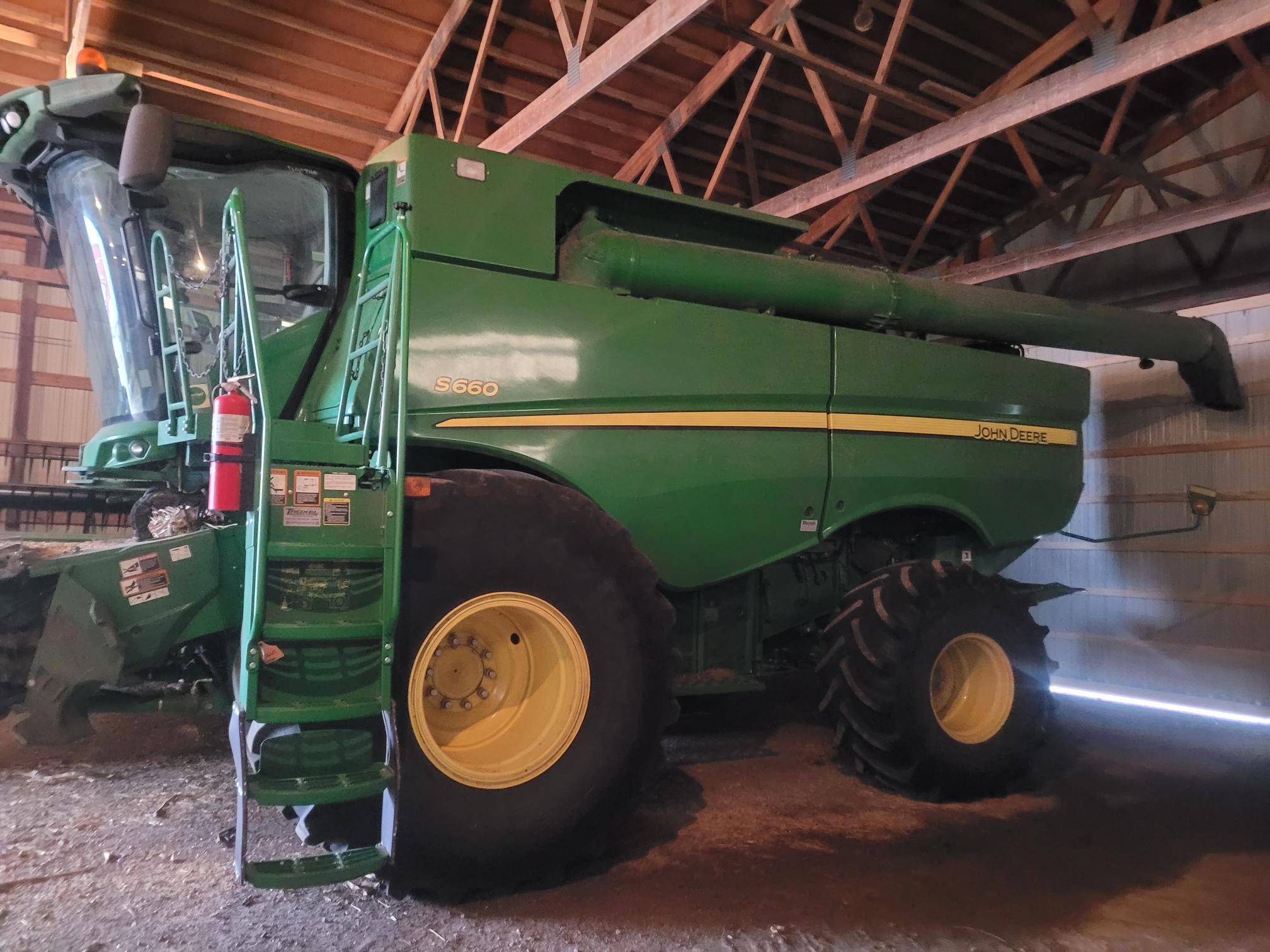 2015 John Deere S660 Image 1