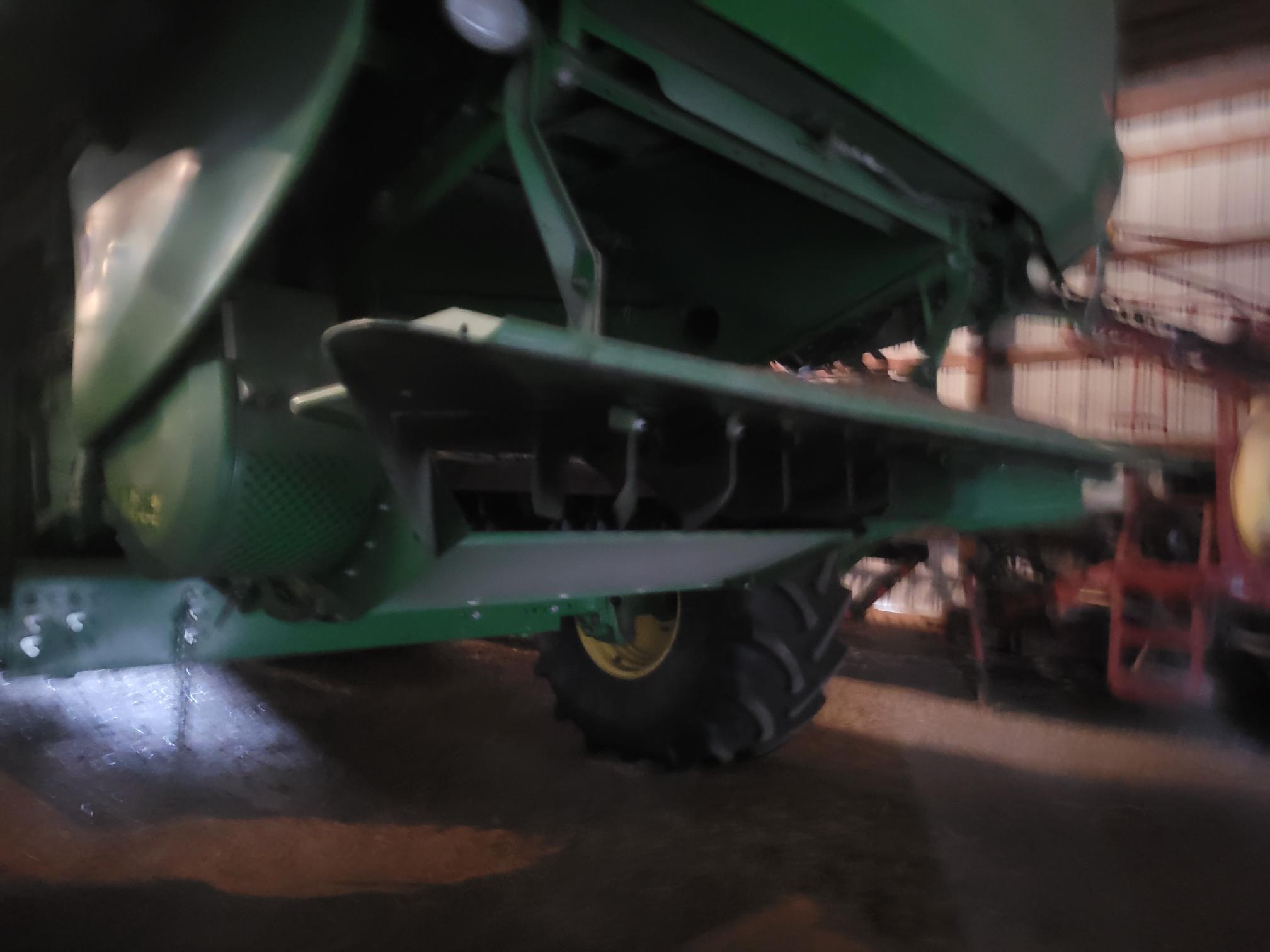 2015 John Deere S660 Image 5