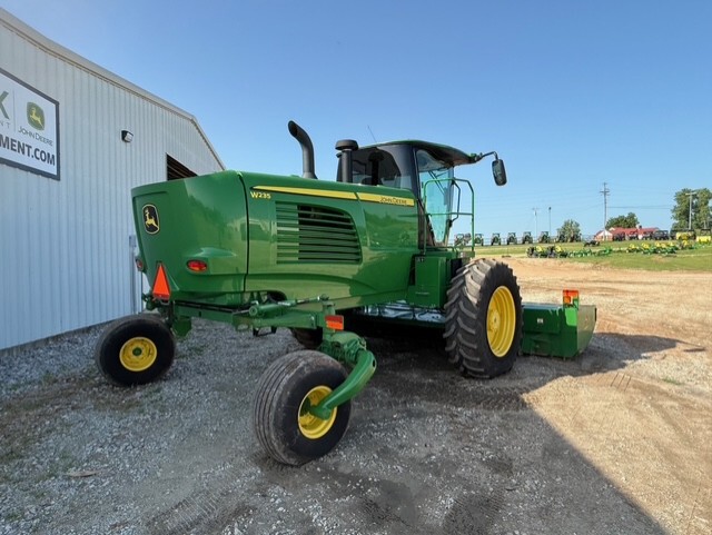 2018 John Deere W235 Image 8