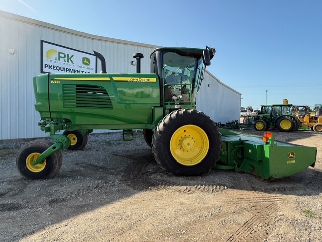 2018 John Deere W235 Image 9