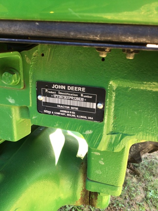 2023 John Deere 5075E Photo 3