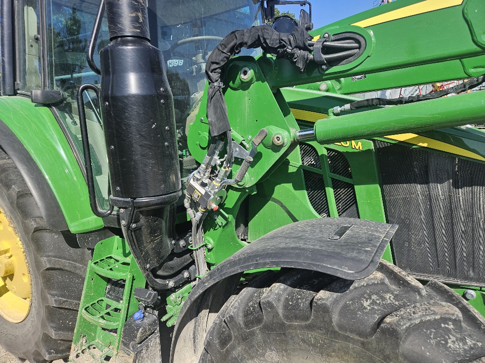 2024 John Deere 6120M Image 3