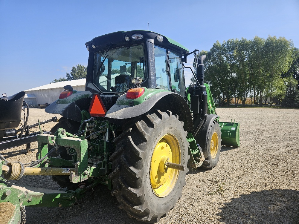 2024 John Deere 6120M Image 4