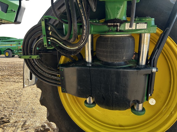2021 John Deere R4038 - Photo12