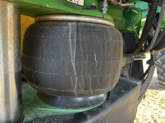 2021 John Deere R4038 - Photo13