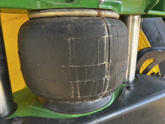 2021 John Deere R4038 - Photo19