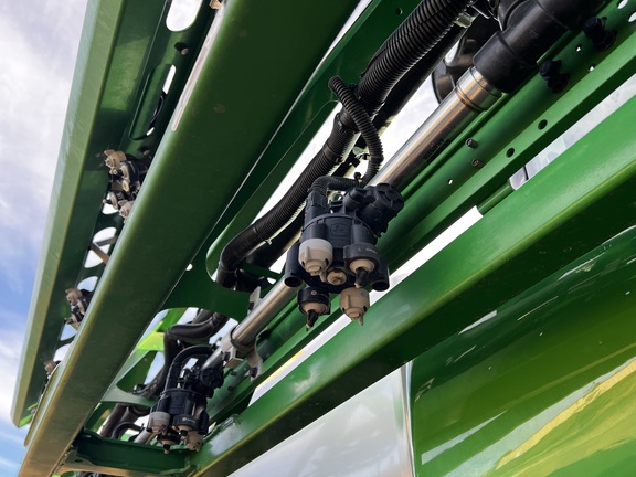 2021 John Deere R4038 - Photo36