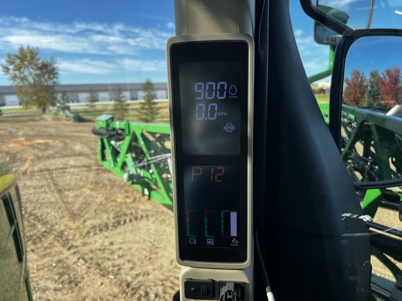 2021 John Deere R4038 - Photo43