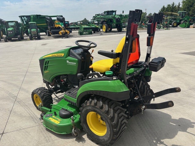 2018 John Deere 1025R Image 5