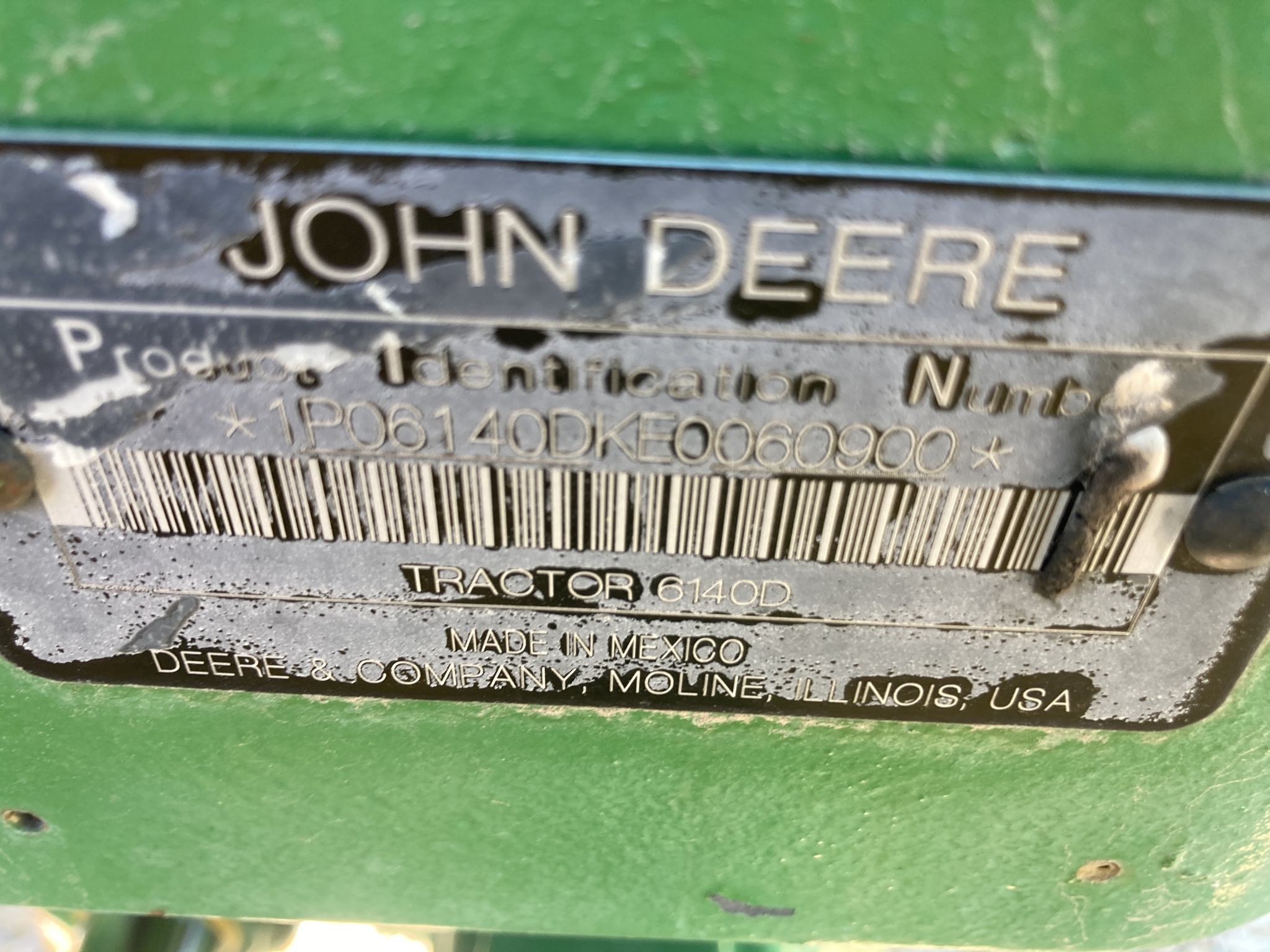 2014 John Deere 6140D Image 39
