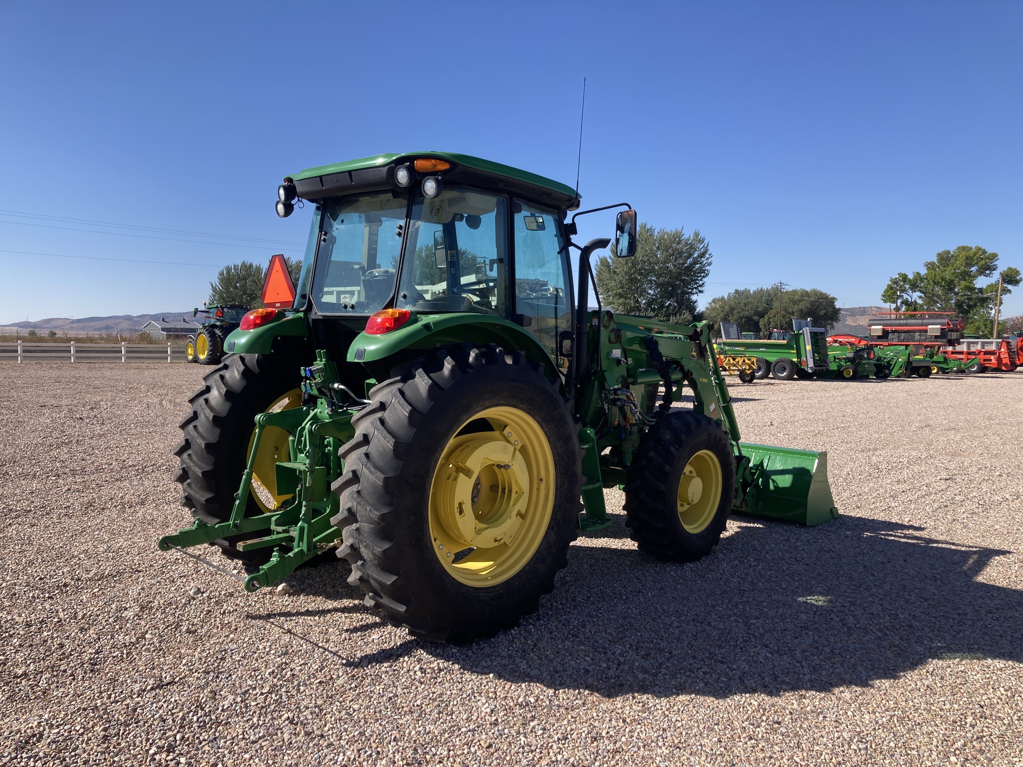 2014 John Deere 6140D Image 5