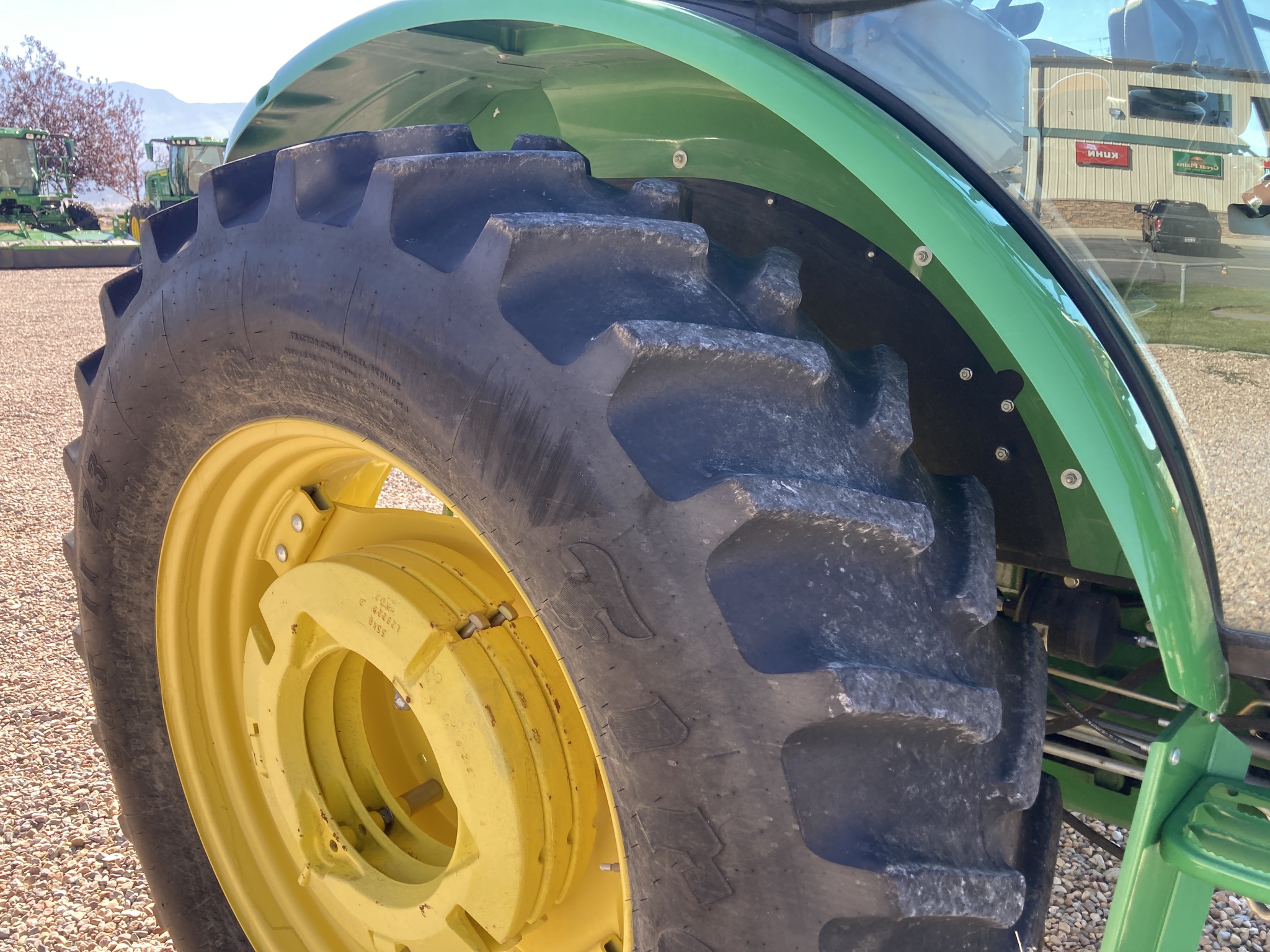 2014 John Deere 6140D Image 27