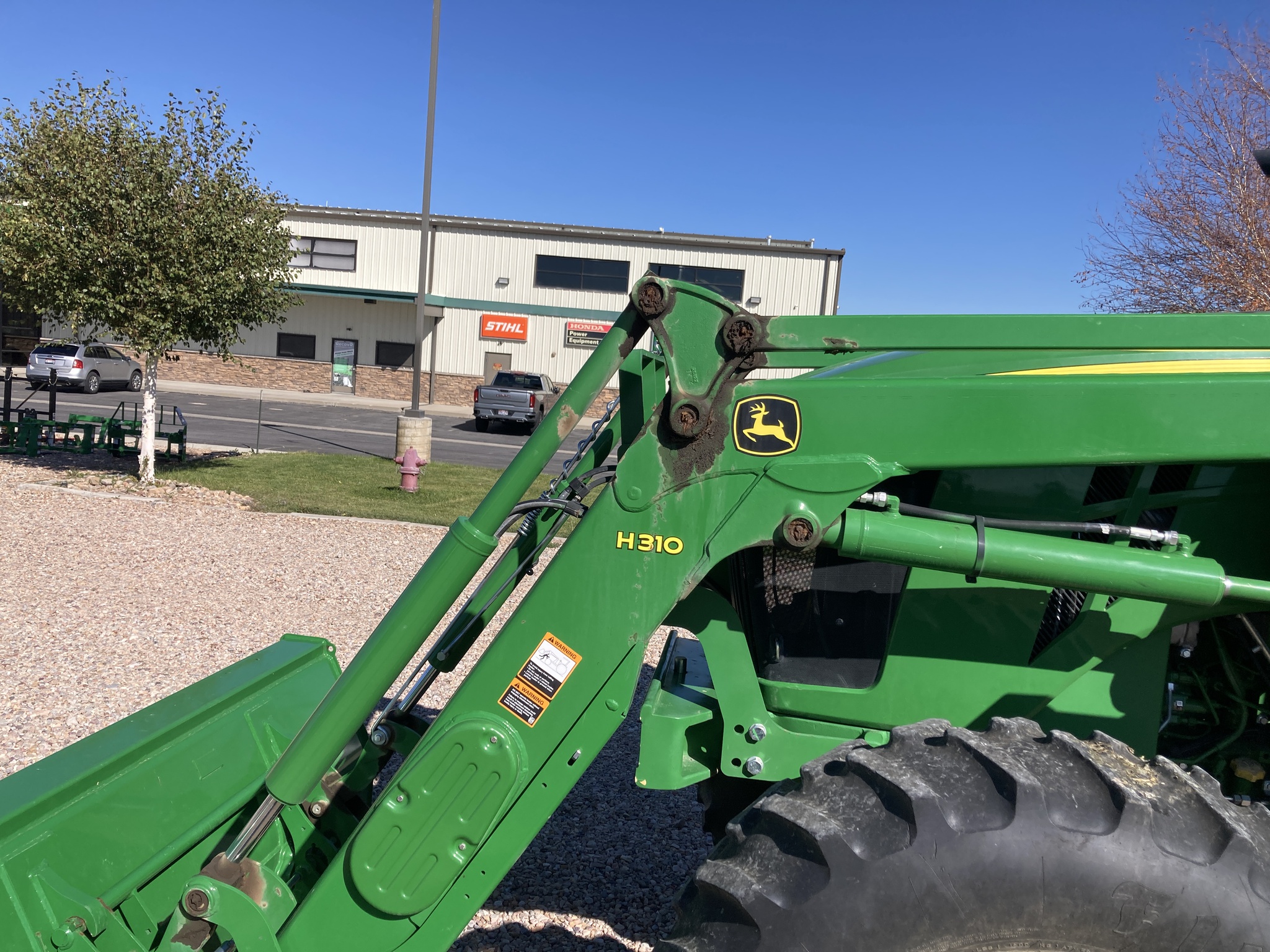 2014 John Deere 6140D Image 13