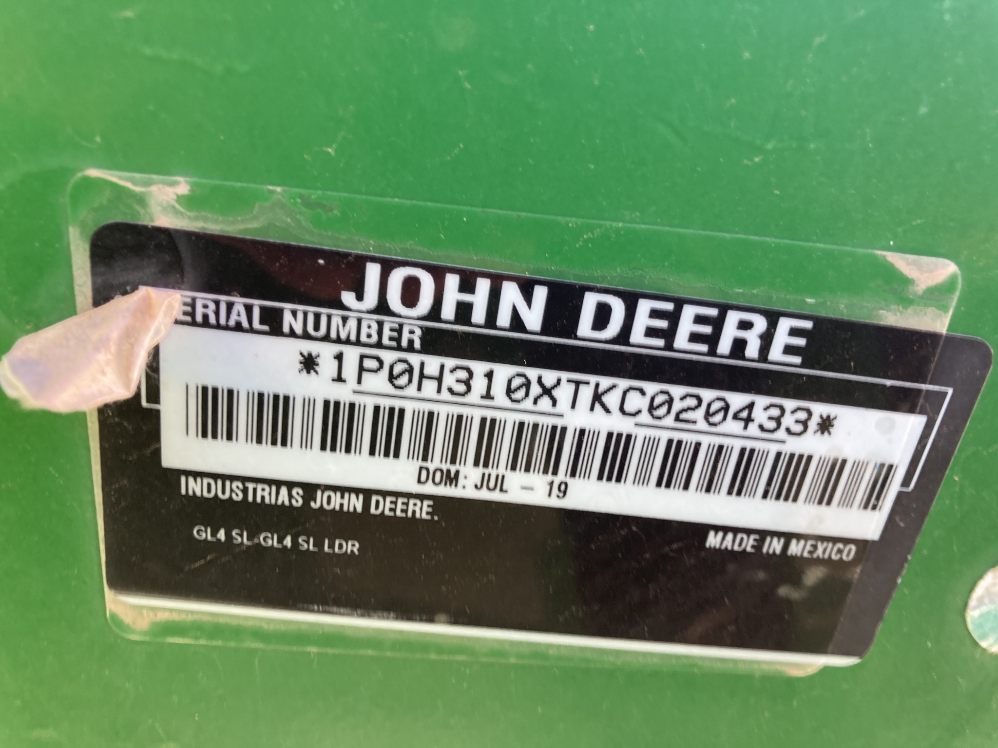 2014 John Deere 6140D Image 11