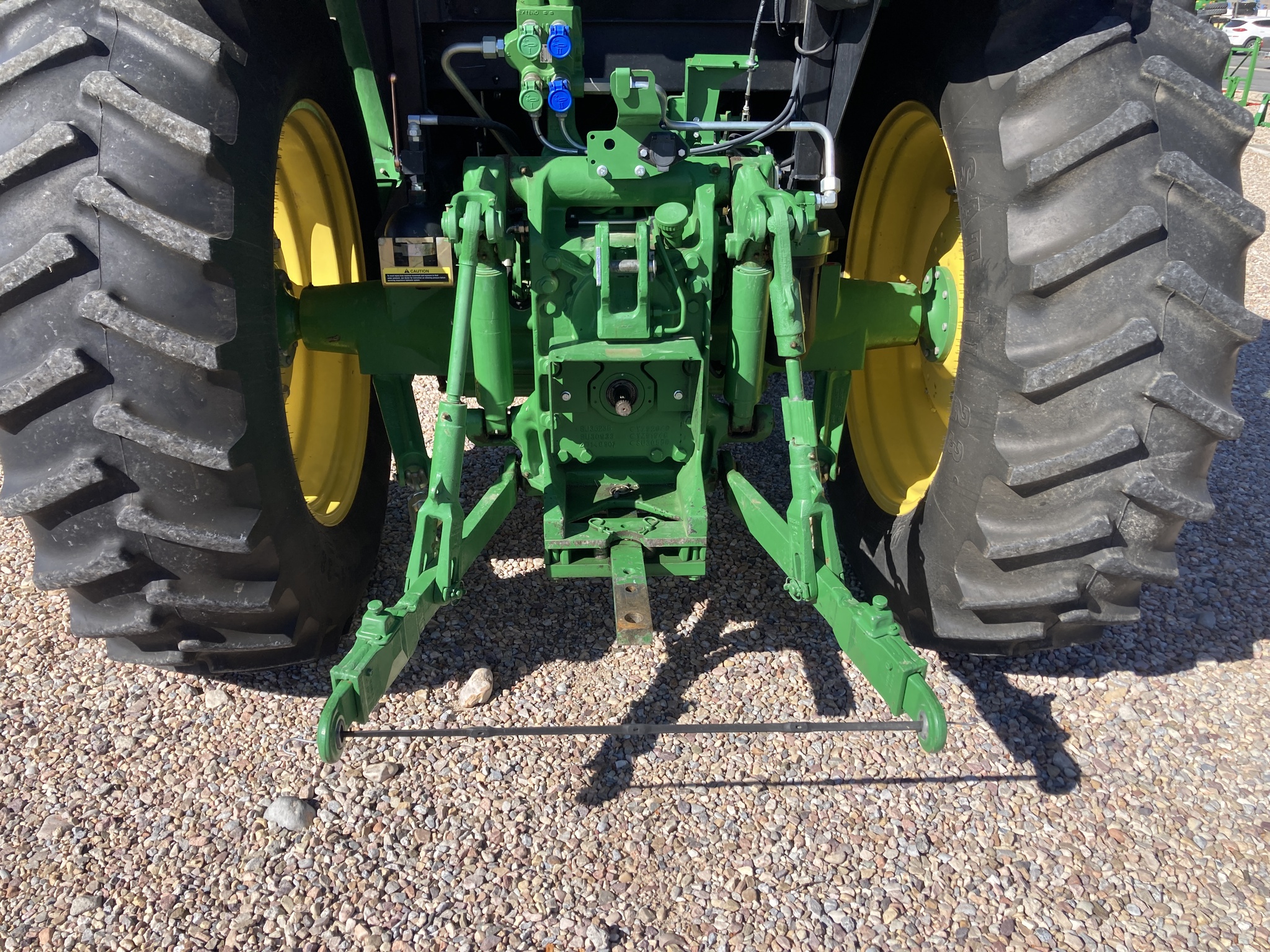 2014 John Deere 6140D Image 10