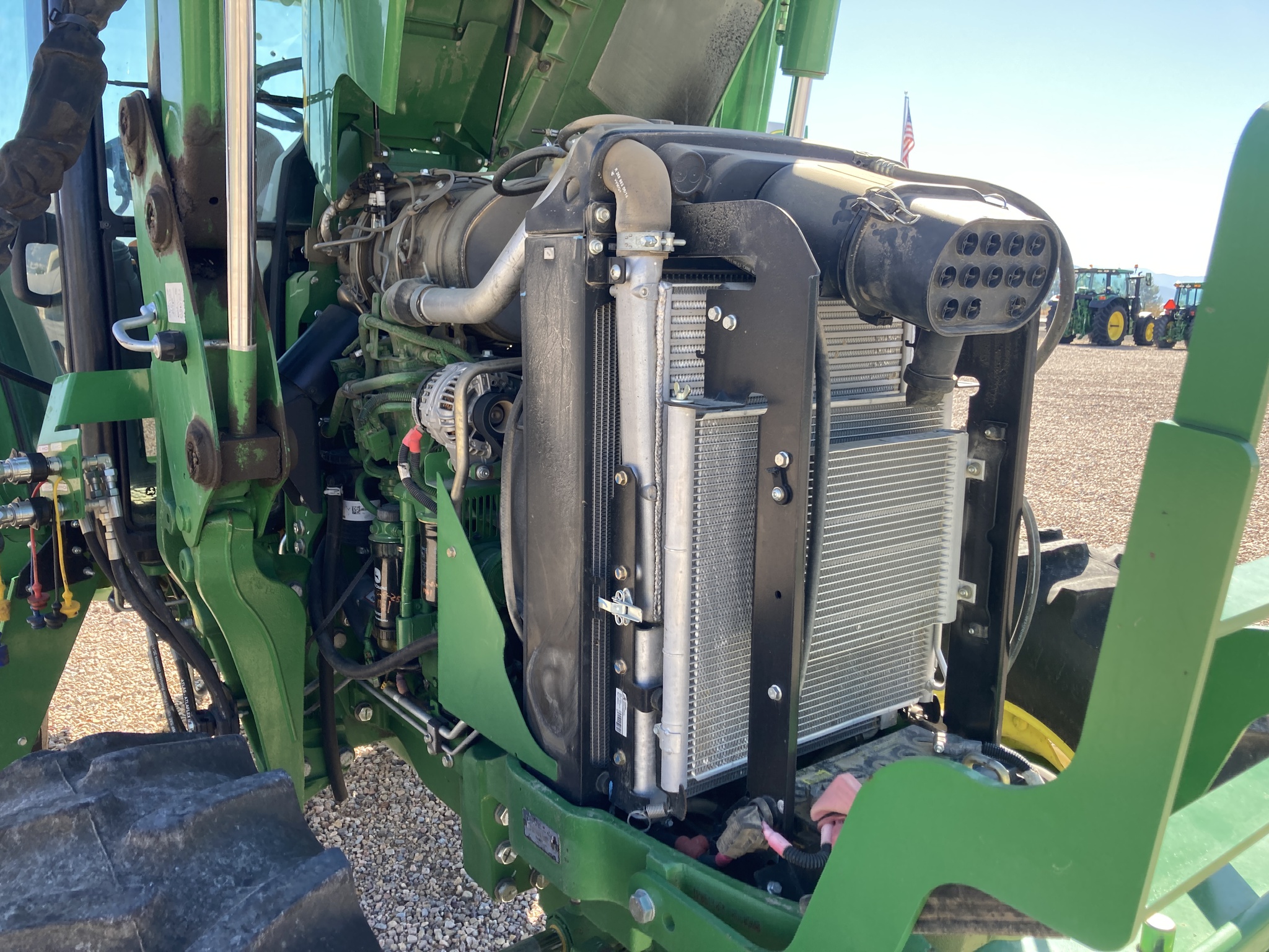 2014 John Deere 6140D Image 17