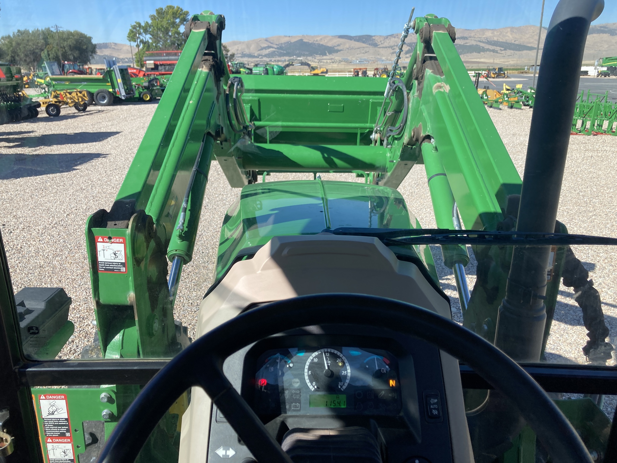 2014 John Deere 6140D Image 37