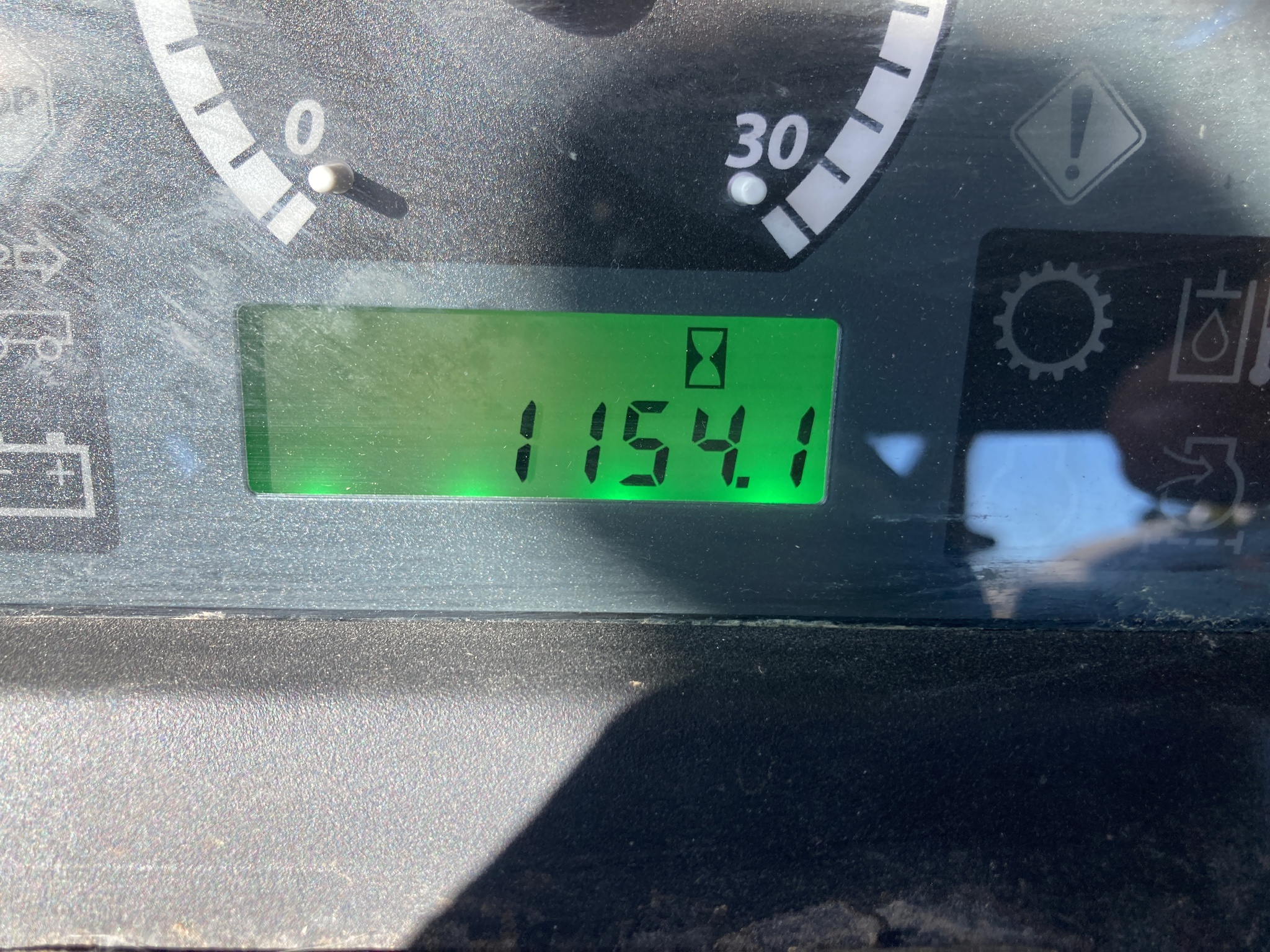 2014 John Deere 6140D Image 38