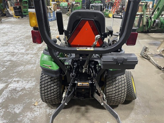 2015 John Deere 1025R (5th thumbnail)