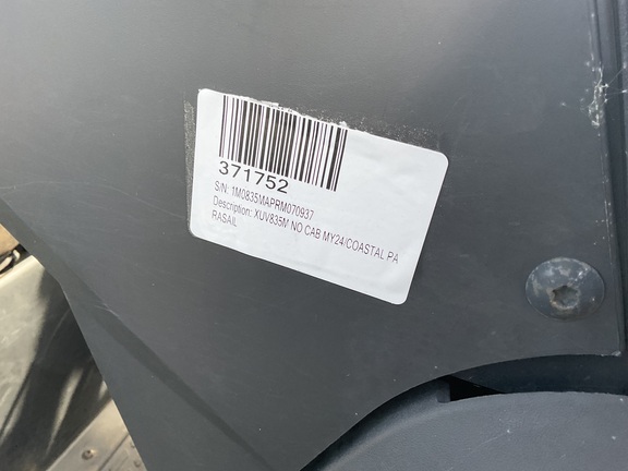 2024 John Deere 835m Photo 2