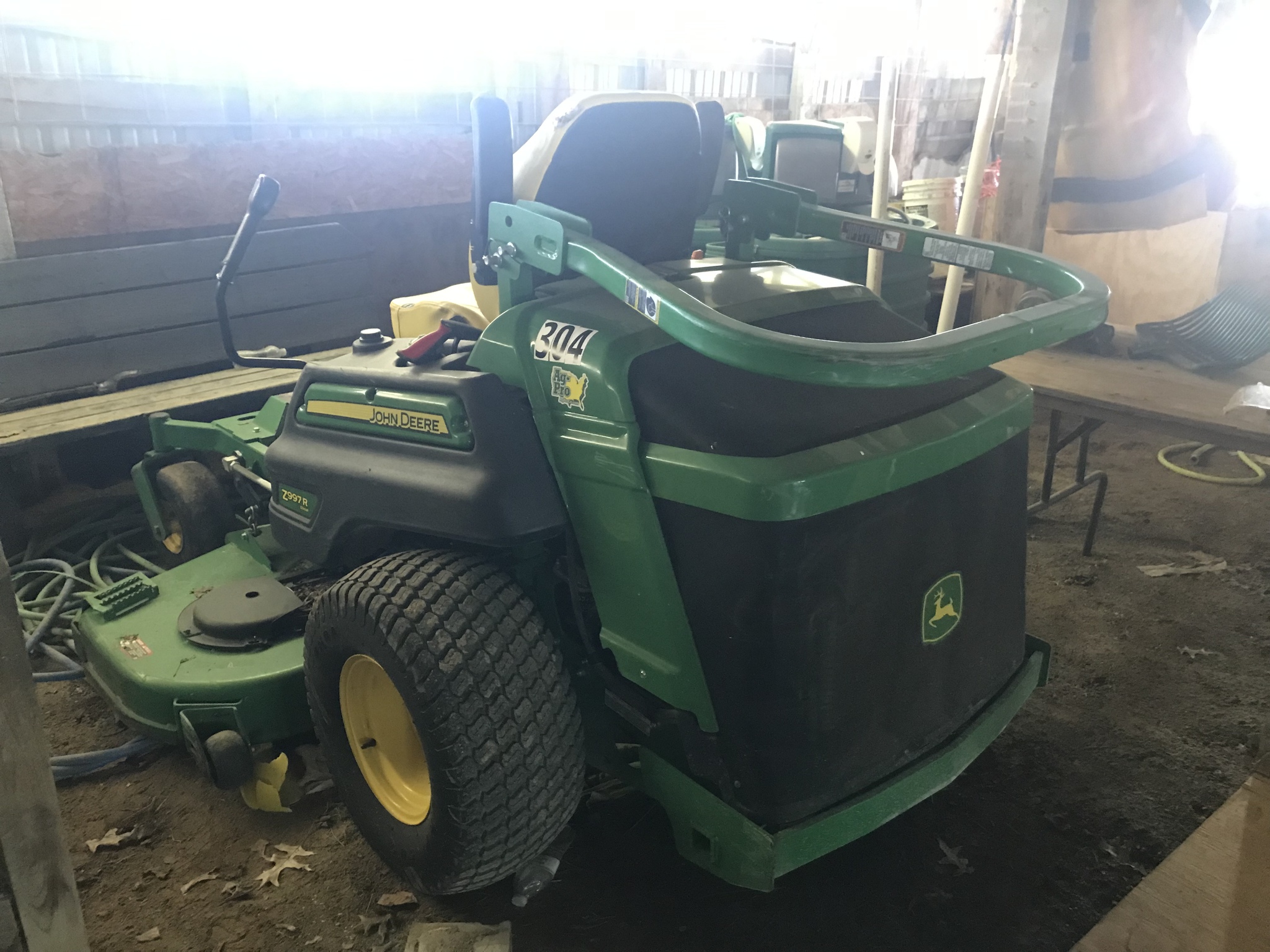 2022 John Deere Z997R Image 3