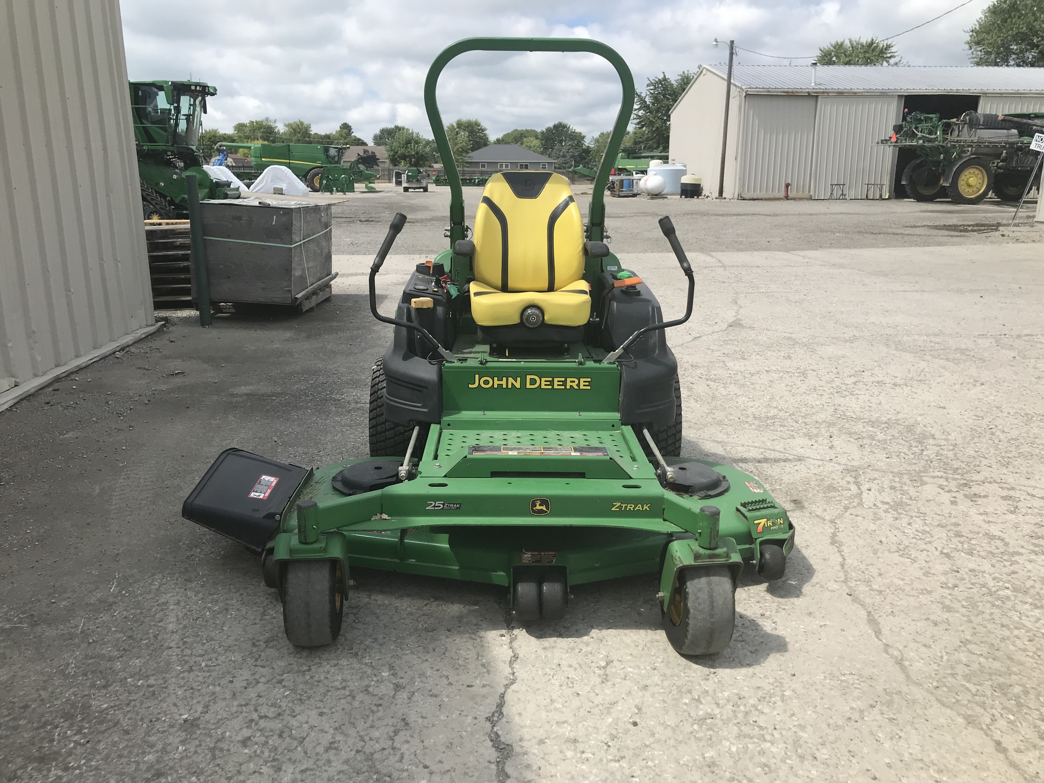 2022 John Deere Z997R Image 6