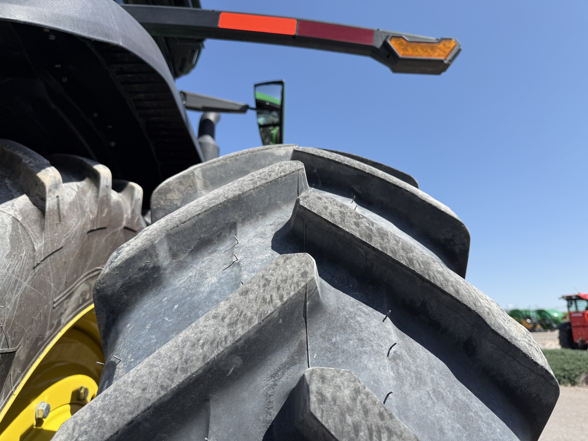 2023 John Deere 7R 230 Image 33