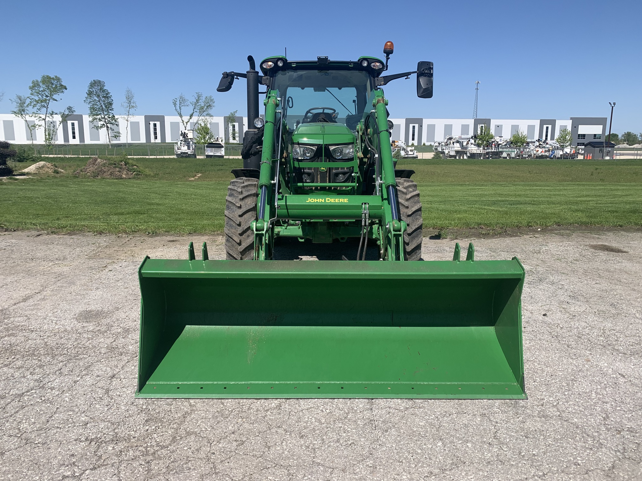 2024 John Deere 6R 130 Image 4