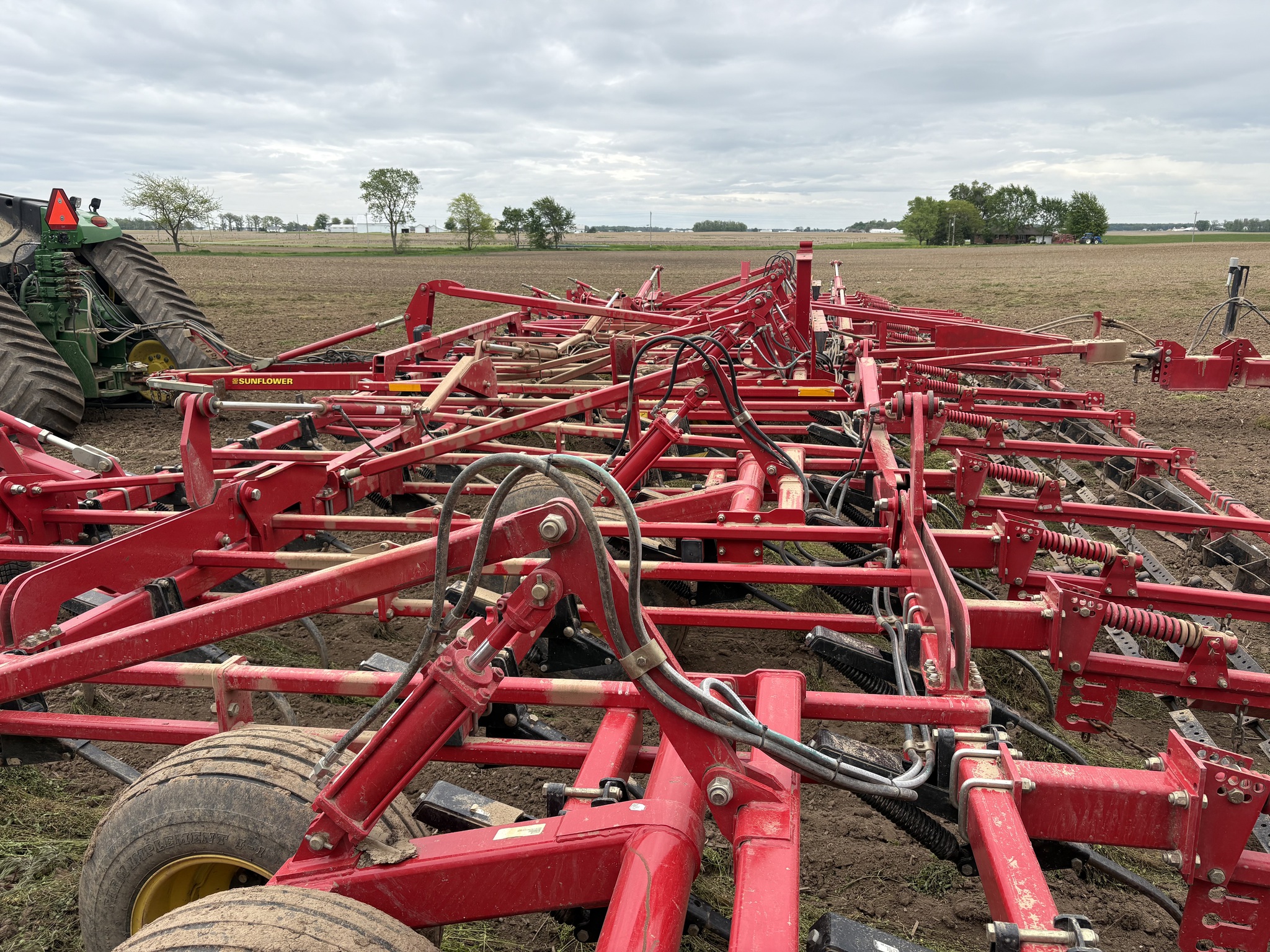 2016 Sunflower 5056 Image 10