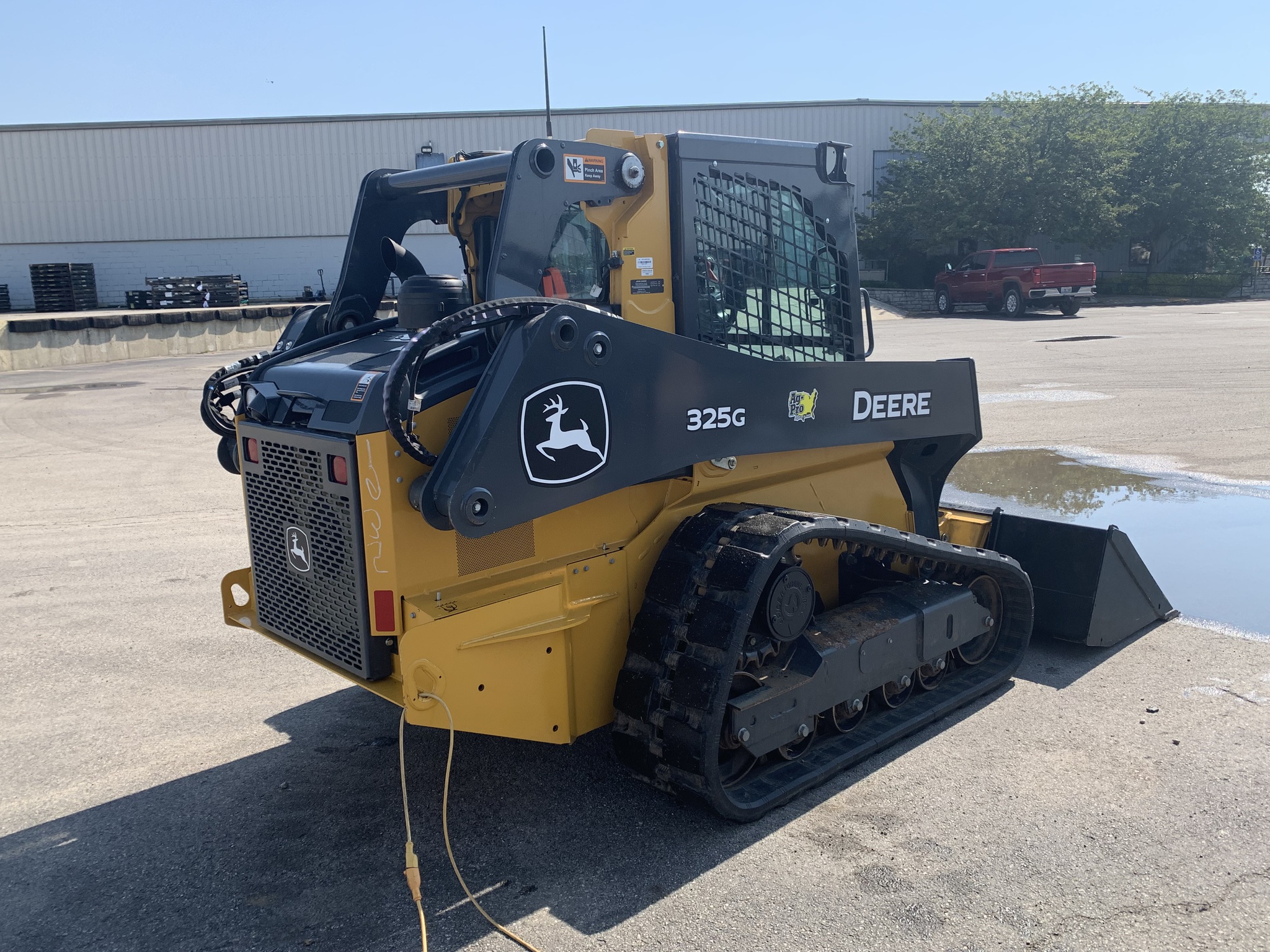 2024 John Deere 325G Image 6